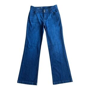 Eddie Bauer Women’s Curvy Blue Jeans Size 12T NWOT